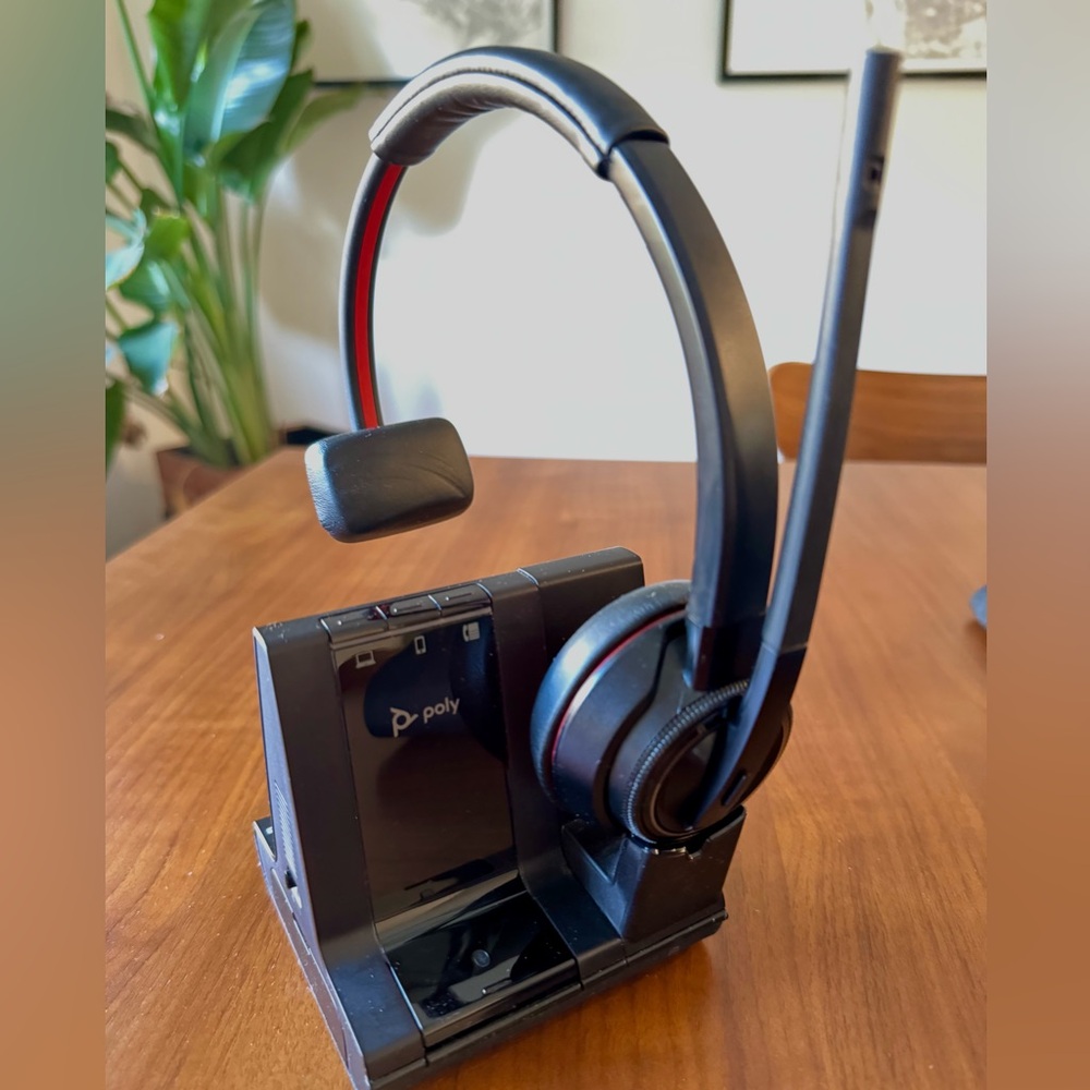 Planteonics Poly Savi 8210 Black Wireless Headset with Charging Stand